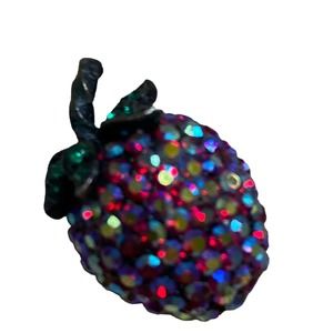 VTG Weiss Stamped Pin Brooch Strawberry Vintage PERFECT! Iridescent